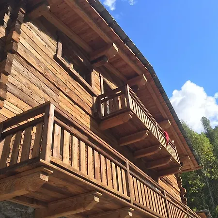 4478 Mountain Affittacamere 3*