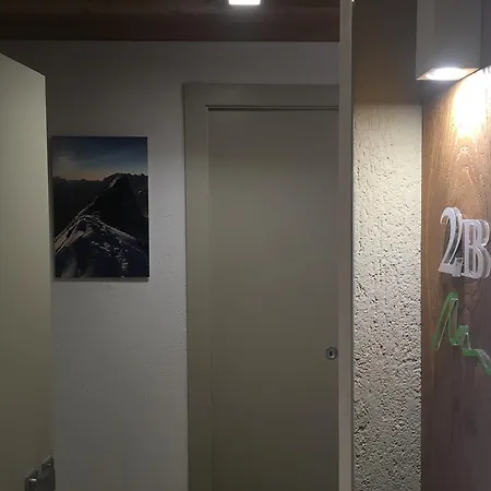 4478 Mountain