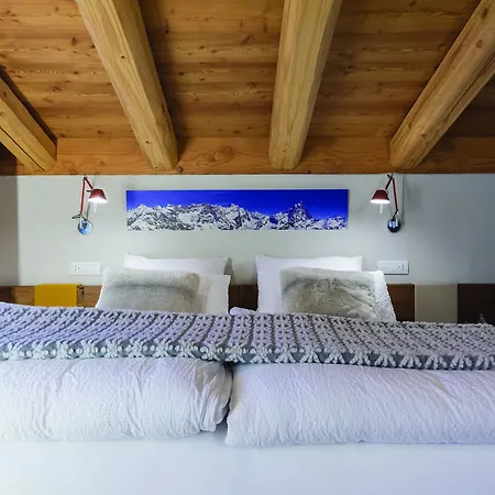 4478 Mountain 3* Valtournenche